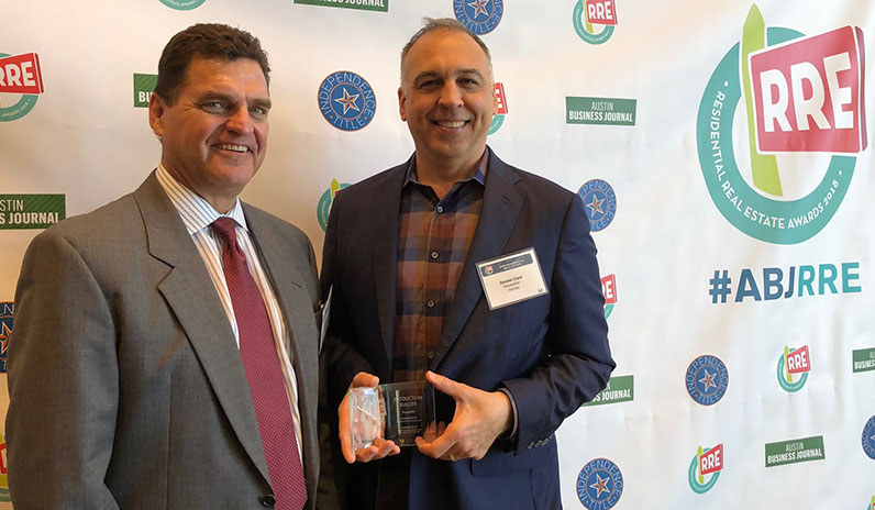 Tom Lynch Accepting Austin Business Journal Award 2018