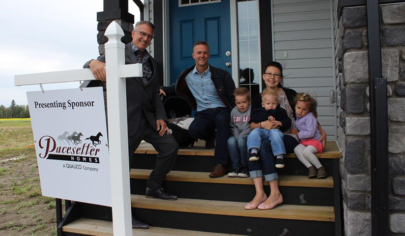 Pacesetter Homes Edmonton presents home to Family.