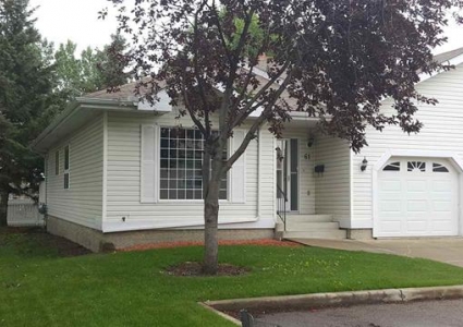 1990 1992 Multi-Family first project in Edmonton Horizon Village